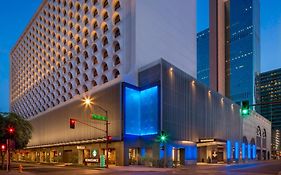 Renaissance Phoenix Downtown Hotel